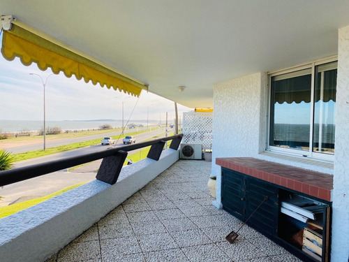 Excelente Departamento Frente Al Mar!- Ref: 1803