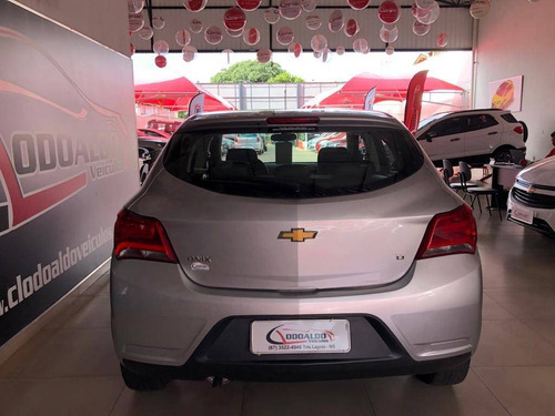 Chevrolet Onix 1.0 Mpfi Lt 8v Flex 4p Manual