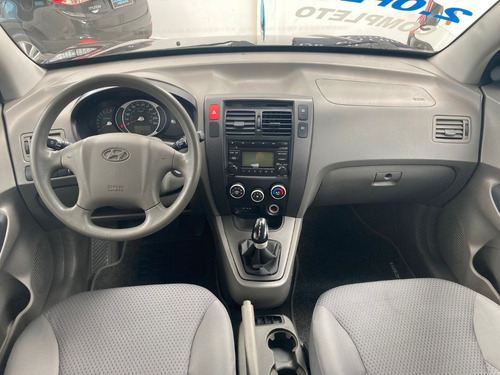 Imagem 10 de 12 de Hyundai Tucson Gl 2.0 2013