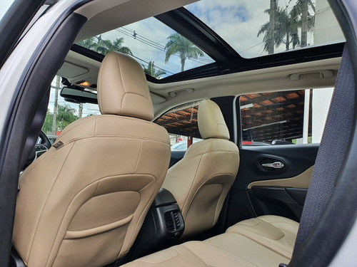 Imagem 4 de 12 de Jeep Cherokee Limited 2015 3.2 4x4 V6 Automática (37.000 Km)