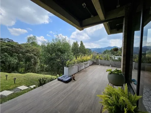 Rhbr-14053 (casa Campestre) 2 Niveles (envigado,alto De Las Palmas)