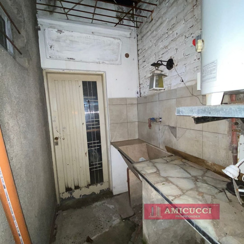 Casa 3 Ambientes. En Caseros. Apto Credito!! Nuevo Precio!!!
