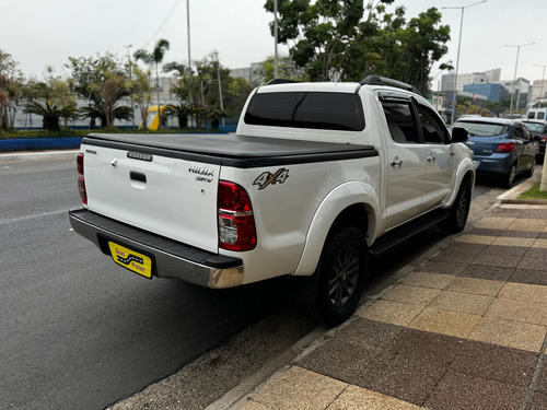 Toyota Hilux 2.7 SRV 4X2 CD 16V
