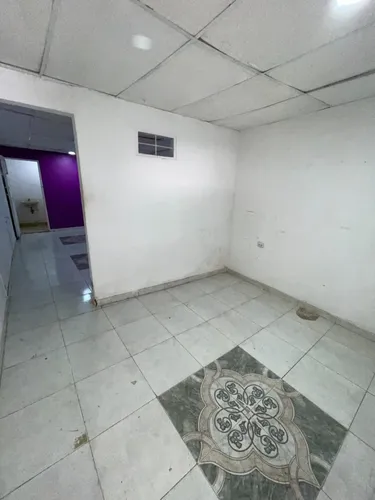 Casa Con Local Comercial