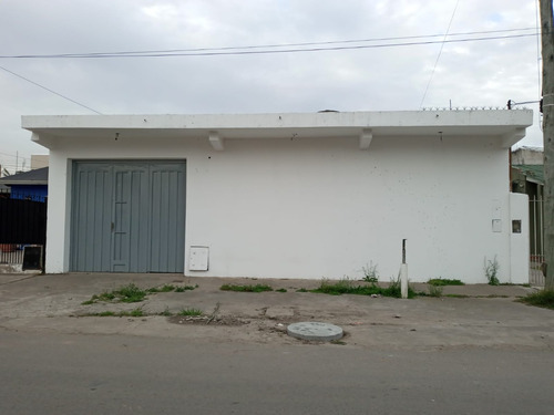Deposito Y Departamento En Venta - Beazategui