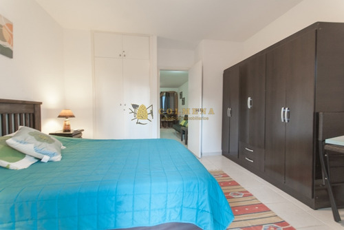 Apartamento En Brava, 1 Dormitorios *- Ref: 3352