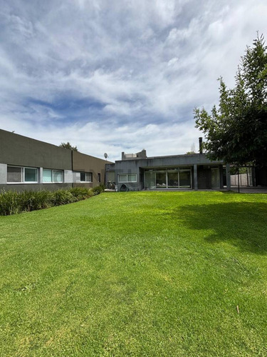 Casa En Alquiler En City Bell - 473 135 Y 136