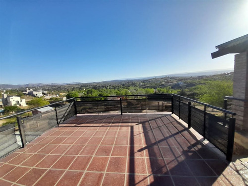 Casa En Venta Propiedad Exclusiva En Estancia Vieja A 900 Mts. De La Ruta 38 1 Ambientes