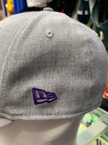 Imagen 4 de 7 de Gorra Ne Nba La Lakers Fanatic Gray.3930. Talla Small Mediu