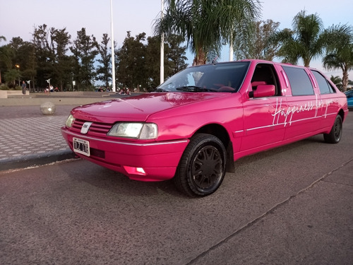 Imagen 1 de 8 de Limusina Rosa Peugeot De Coleccion