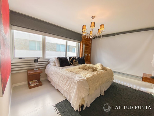Imagen 14 de 30 de Apartamento De 3 Dormitorios En Mansa - Punta Del Este Mansa