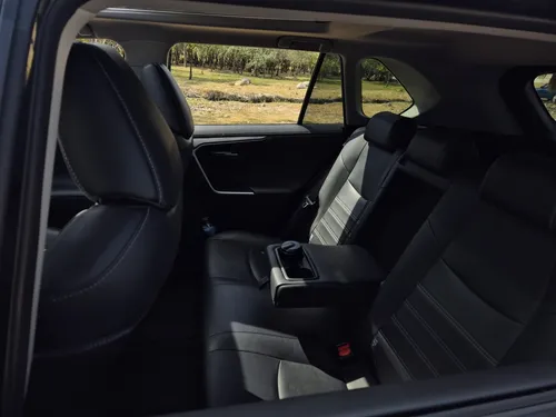 Toyota RAV4 2.5 Limited 4wd At 204 hp