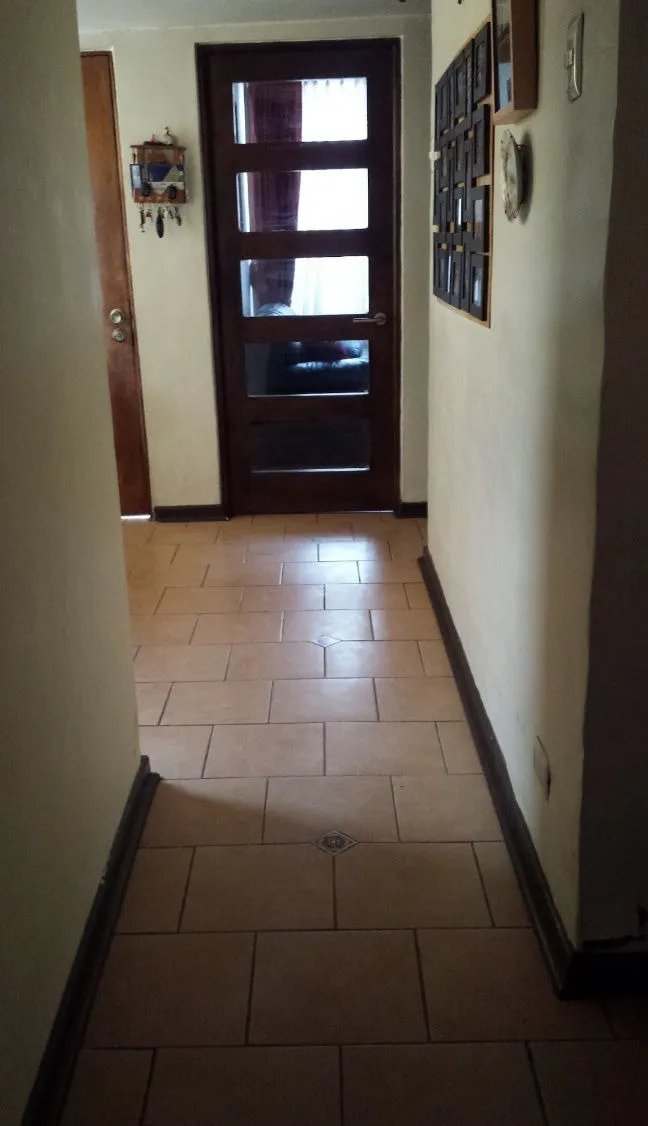 Imagen 2 de 15 de Casa Sólida En Pasaje Cerrado