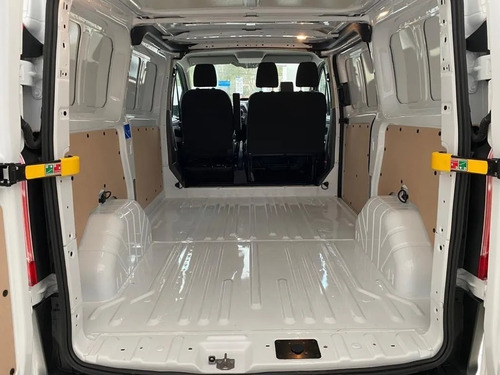 Ford Transit 2.2 Van Corta Techo Bajo Aa Custom Mt