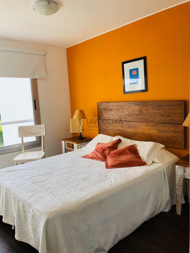 Imagen 8 de 13 de Venta De Apartamento De 2 Dormitorios En La Brava A Pasos Del Mar