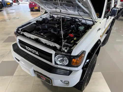 Land Cruiser 70