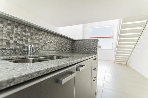 Imagen 28 de 30 de Venta Departamento 56 M2 Terraza Lanus Oeste