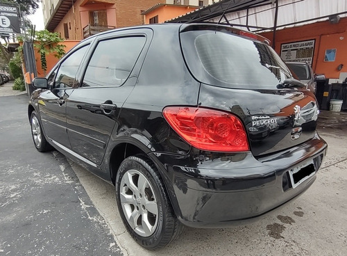 Peugeot 307 1.6 Presence Pack Flex 5p 2010