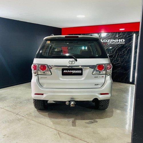 Toyota SW4 3.0 Srv 5l 4x4 Aut. 5p 163 hp