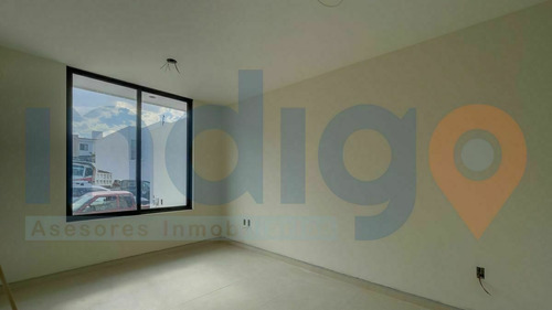 Casa Nueva En Venta En Cumbres Del Lago Con Alberca