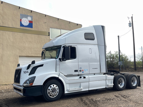 Tracto Camión Volvo Vnl Sleepeer Año: 2016 Cummins Gm108551