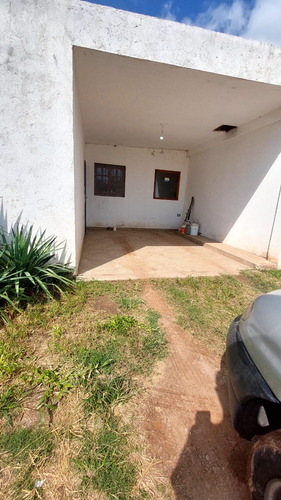 Venta 2 Naves Industriales 7 Locales Y 2 Casas Lote 7472m2 - Villa Allende