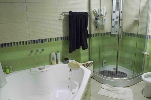 Imagen 17 de 29 de Casa En Venta 5 Ambientes Martinez