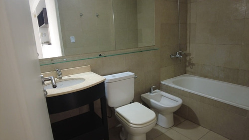Departamento 2 Ambientes Amplios En Venta En El Complejo Las Victorias Plaza