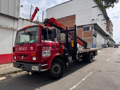 Camion Con Grua Articulada De 10ton
