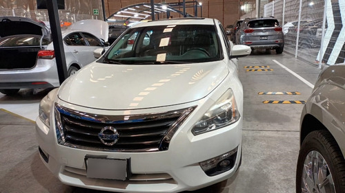 Nissan Altima 2.5 Advance Navi Cvt