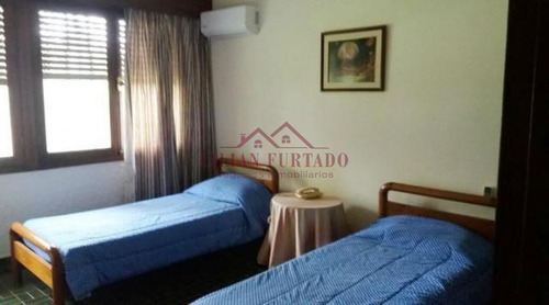Residencia De Categoría Vip En Mansa- Ref: 811