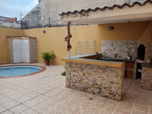 Quinta En Venta/ La Morita I Urbanización Villas Ingenio Ii/ Pg1112 