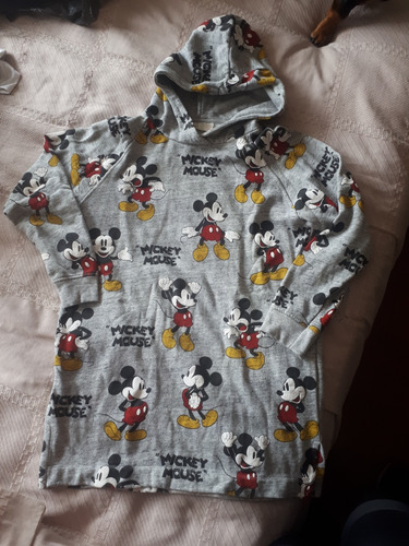 Buzo Largo Con Capota.  Estampado Mickey Mouse.  Talla 13/14