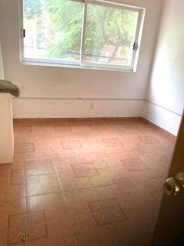 Casa En Venta, Col Anahuac, Excelente Ubicación.