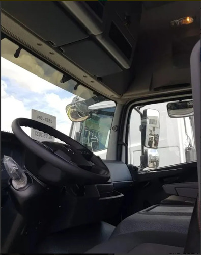 Mercedes Benz Atego 3033 8x2 Bitruck 2025e6 0km (entr+parc)