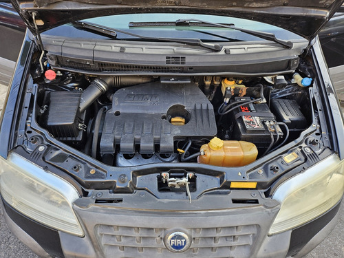 Fiat Idea 1.8 Adventure Flex 5p