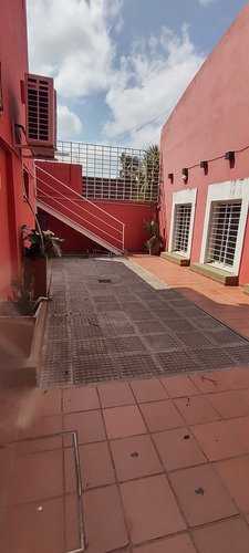 Imagen 4 de 7 de Venta Locales Comerciales Recta Martinolli Cordoba