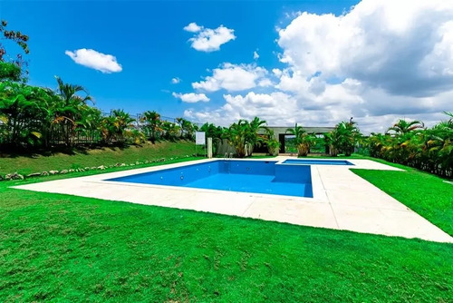 Casa En Colinas Del Viento, Av. Jacobo Majluta Sdn (área Social Con Piscina)