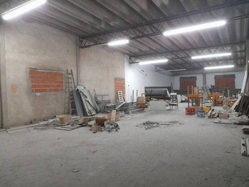 Venta Galpón 454 Metros Avellaneda