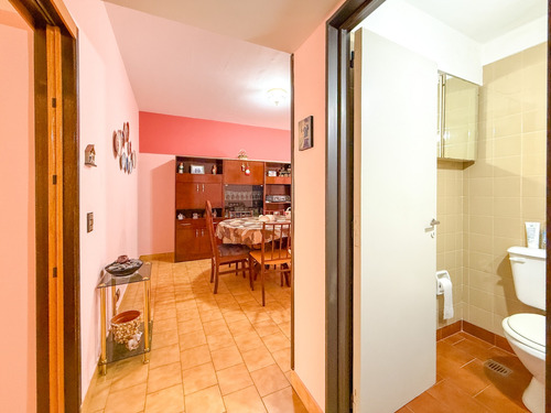 Departamento 3 Ambientes Con Cochera Y Vista Al Mar En Venta En La Perla