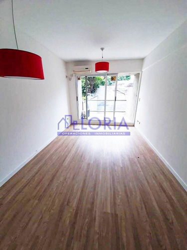 Imagen 4 de 18 de 2 Ambientes - Con Patio Y Balcón - Pileta - Parrilla.-