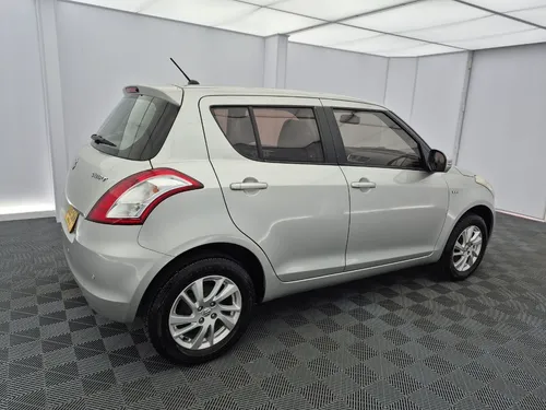 Suzuki Swift 1.2 AT