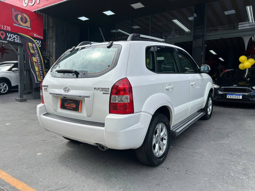 Hyundai Tucson 2.0 MPFI GLS 16V 143CV 2WD FLEX 4P AUTOMÁTICO