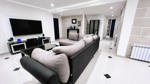 Departamento En Venta - 4 Dormitorios 3 Baños - 170mts2 - Mar Del Plata