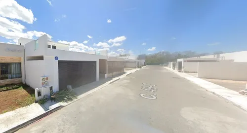 Gran Oportunidad De Inversion - Casa Adjudicada - C. 49-c 948, Fraccionamiento Las Américas 2, Mérida, Yuc.