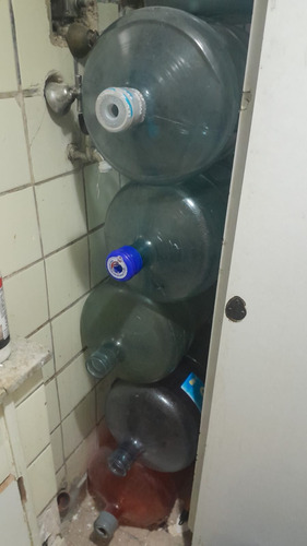 Bidones De Agua De 20 Y 12 Litros Usados (Usado)