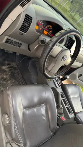 Nissan Navara Le 4x4 Disel Automática Con Peritaje