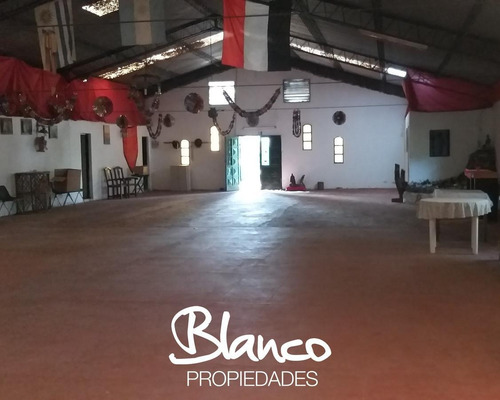 Imagen 1 de 4 de Tinglado Marca Cmp 15x30 En Pizarro 156 - Barrio Los Grillos, Pilar