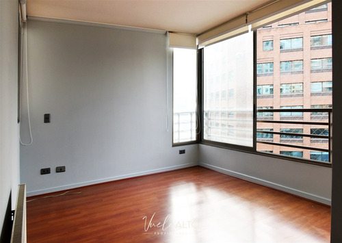 Dpto. En Venta 3 Dorm / Vista / Metro Manquehue / Apumanque