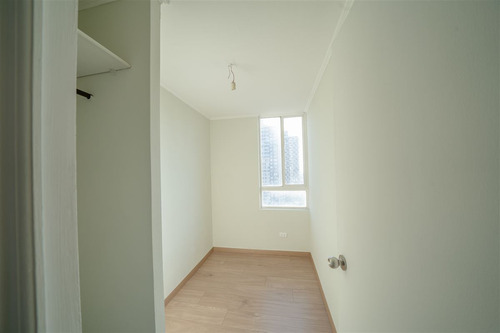 Depto Remodelado Como Nuevo En Venta De 3 Dorm. En Santiago